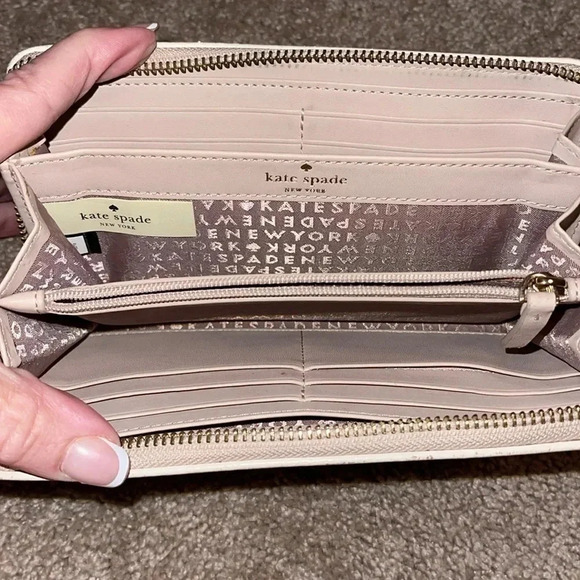 Kate Spade Chester Street Neda Leather Wallet Almondine/White - H - Picture 4 of 6